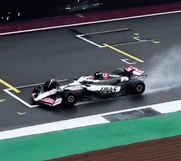 El nuevo Haas de 2025 en pista