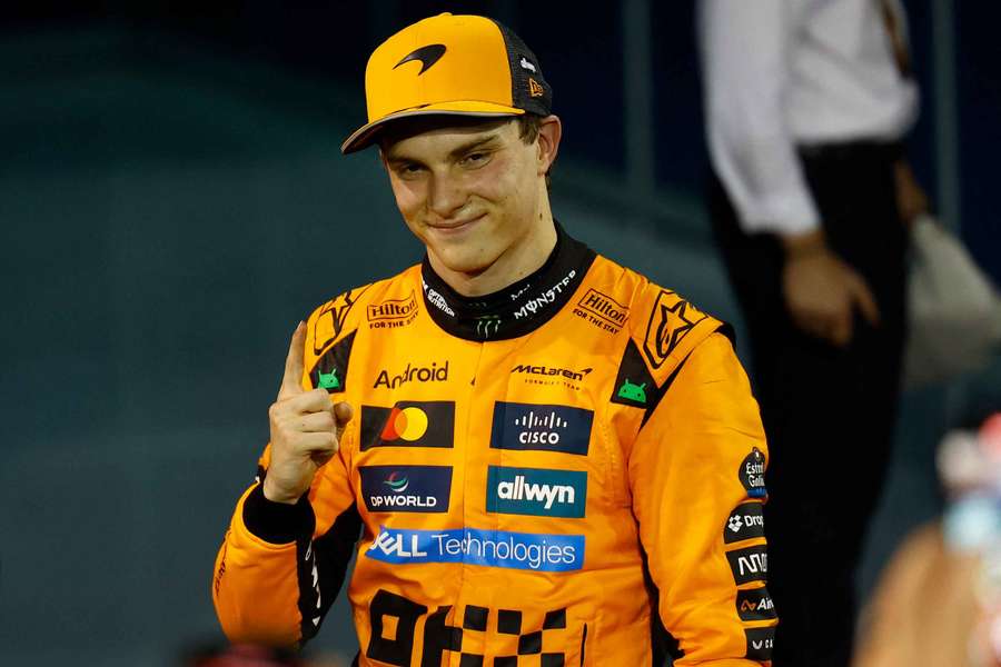 Libres 3 GP Arabia Saudí 2025: McLaren domina y Alonso sufre