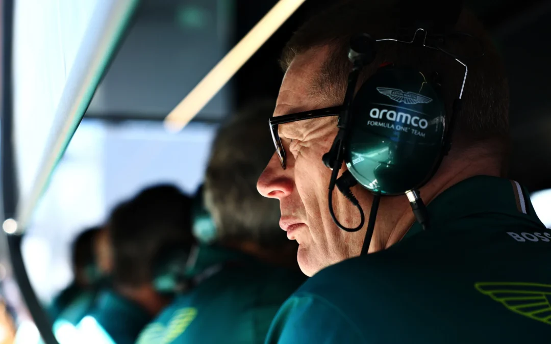 Aston Martin trae suelo nuevo y carrocería a Imola