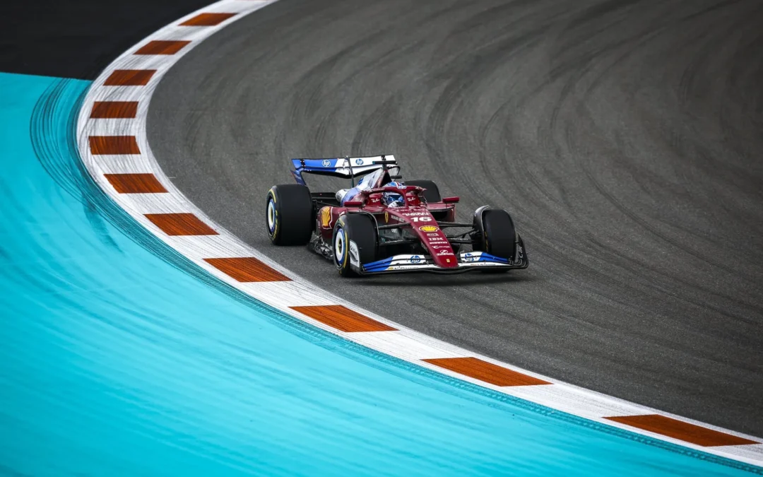 Piastri toma la delantera en los Entrenamientos Libres 1 de Miami