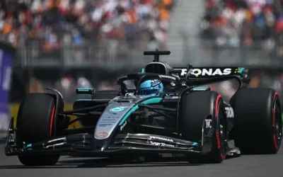 George Russell marca el mejor tiempo en unos Libres 2 con poco agarre.